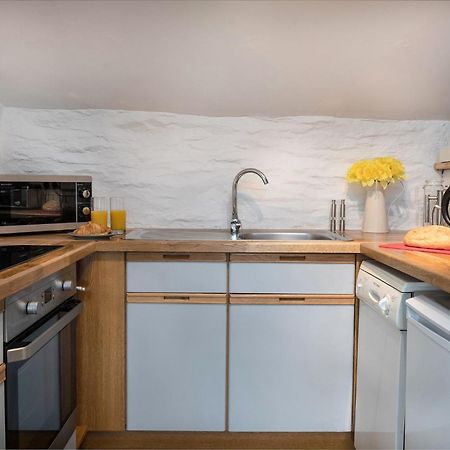 Dog Friendly Cottage, Geufron Farm Near Tywyn Bryn-crug Екстериор снимка