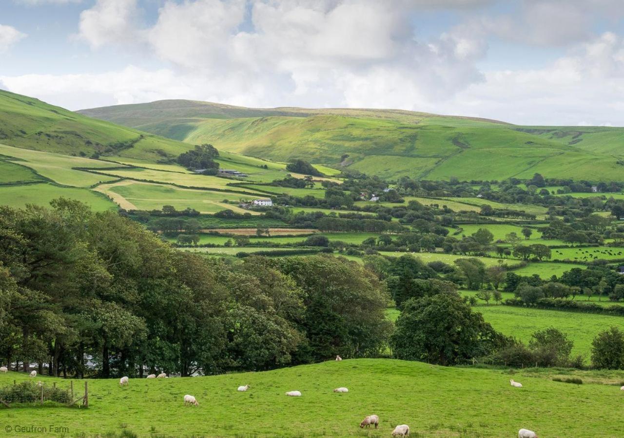 Dog Friendly Cottage, Geufron Farm Near Tywyn Bryn-crug Екстериор снимка